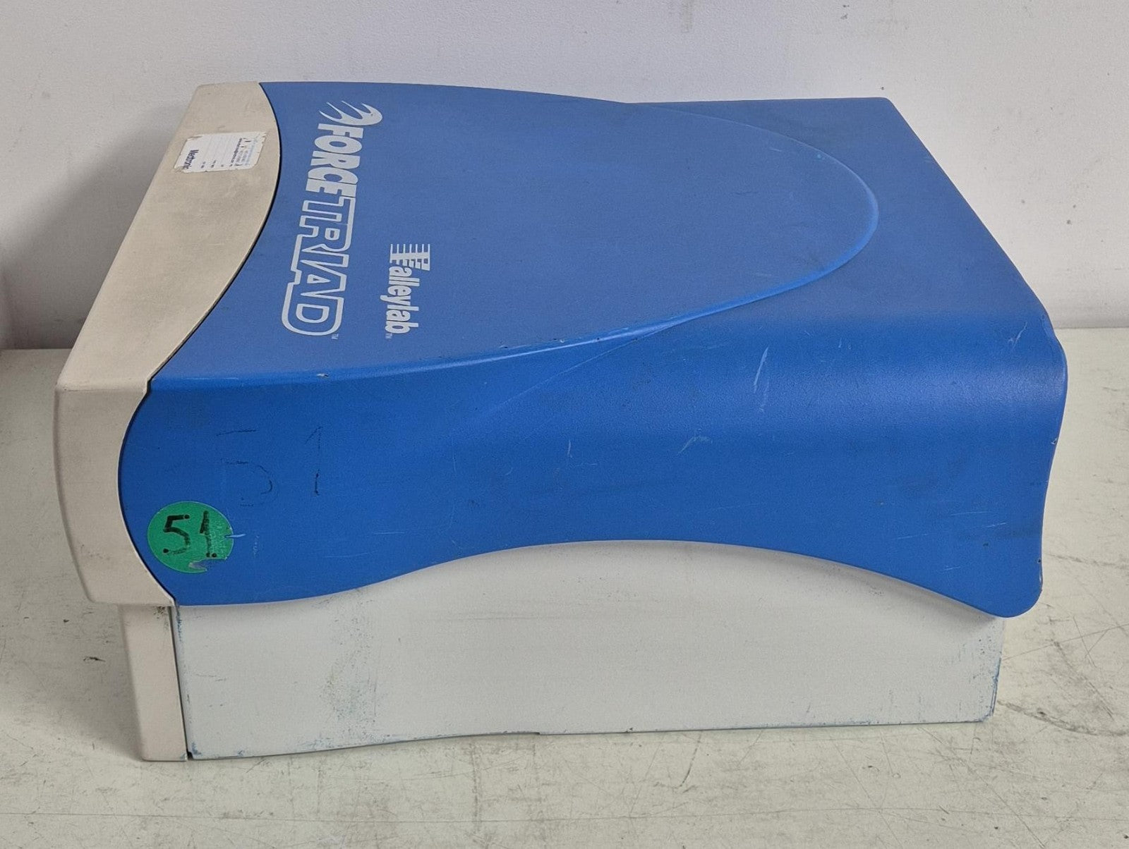 COVIDIEN ValleyLab FORCETRIAD ESU *FOR PARTS* #2