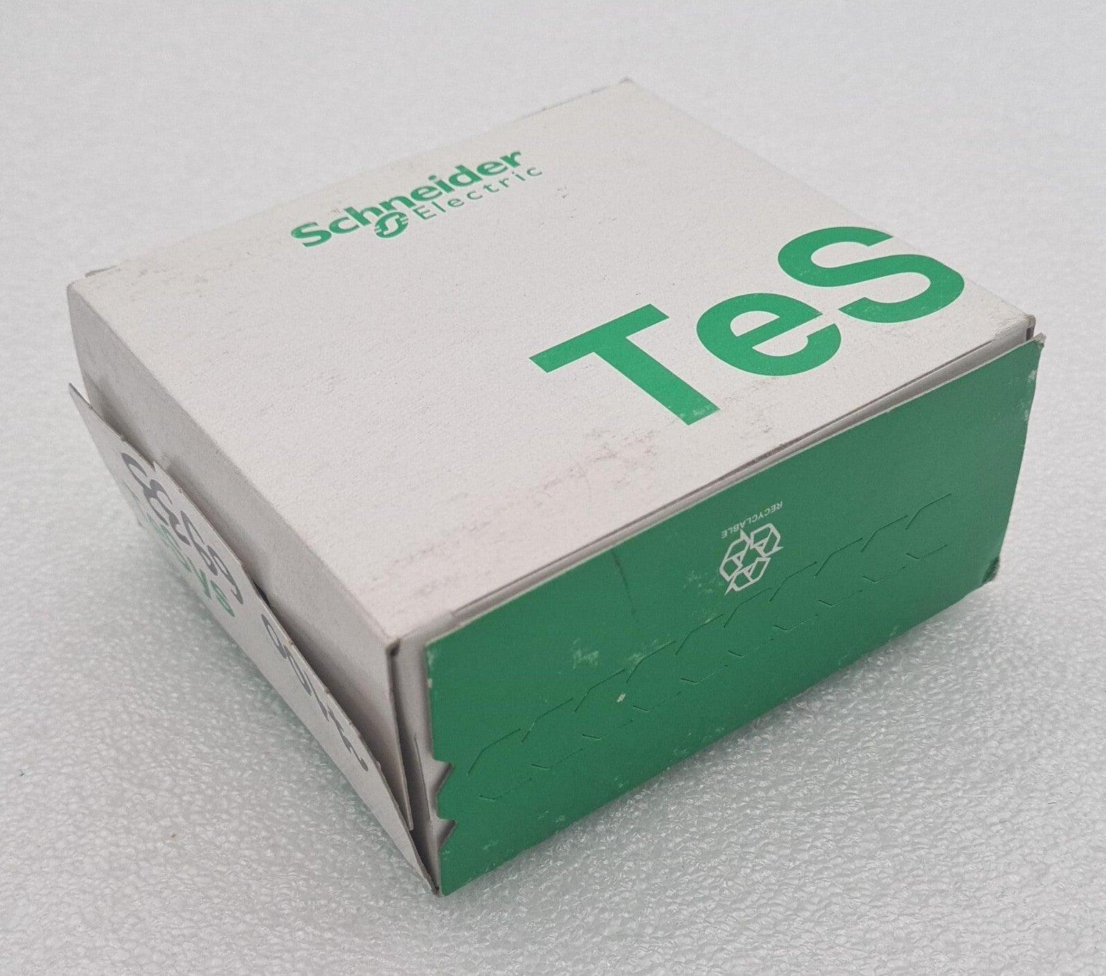 NEW SEALED - Schneider Electric GV2L20 Magnetic Circuit Breaker TeSys-021329