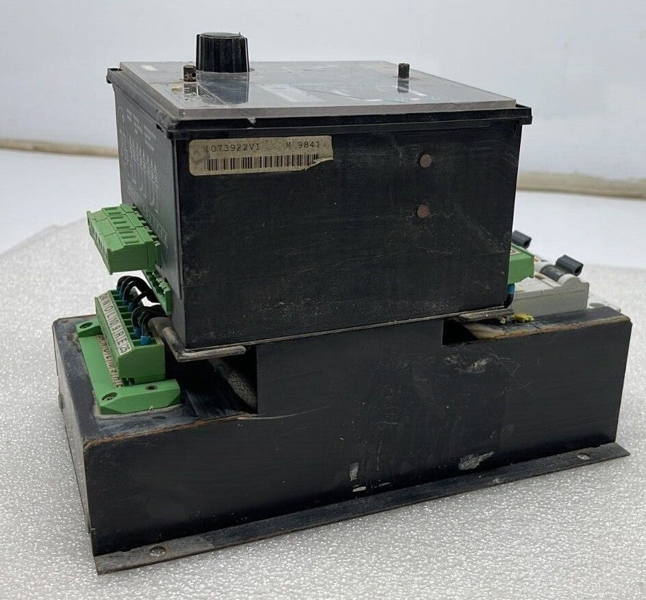 MERLIN GERIN UA Automatism Controller 220/240V 50/60Hz