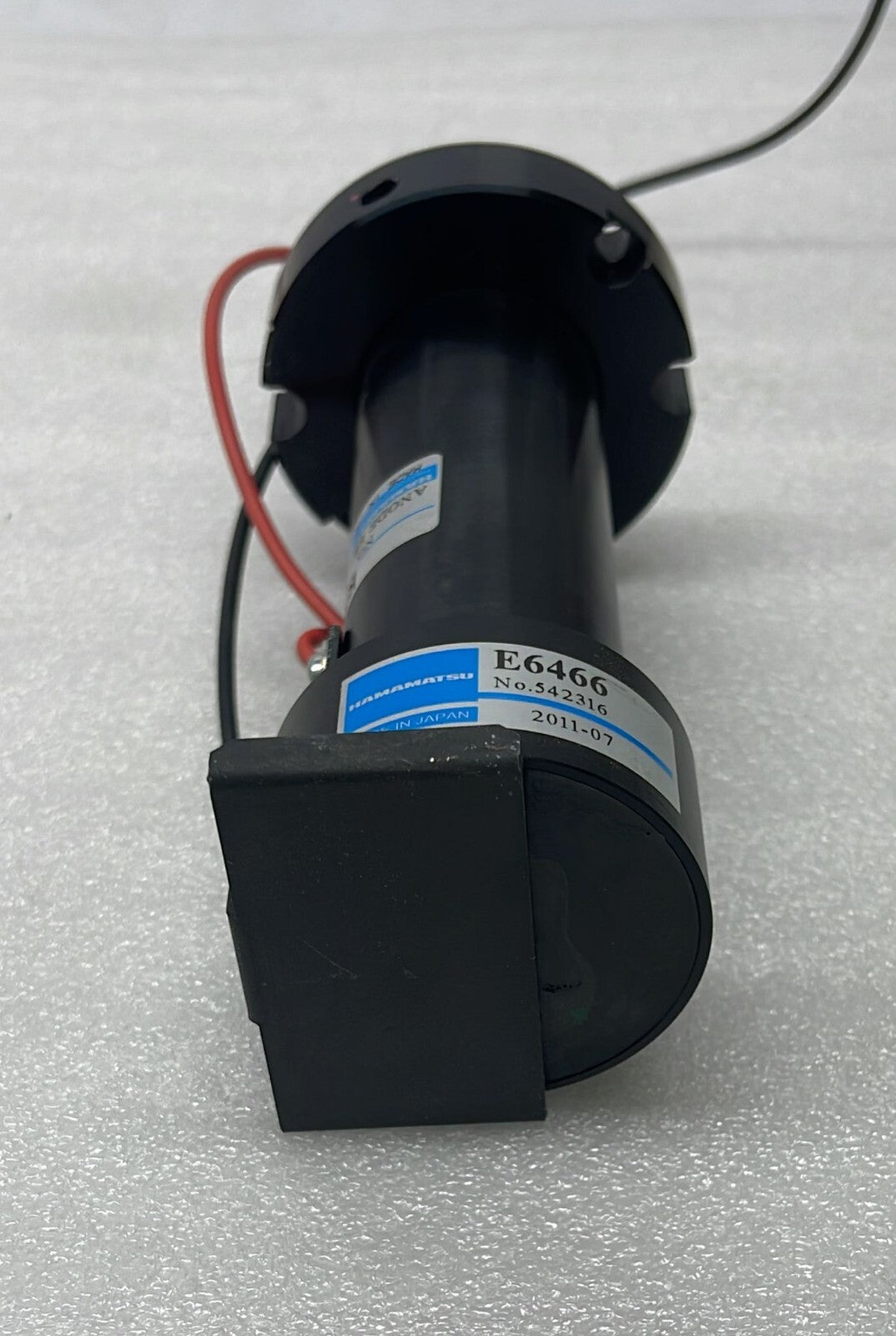 HAMAMATSU Photomultiplier Tube R1617-07