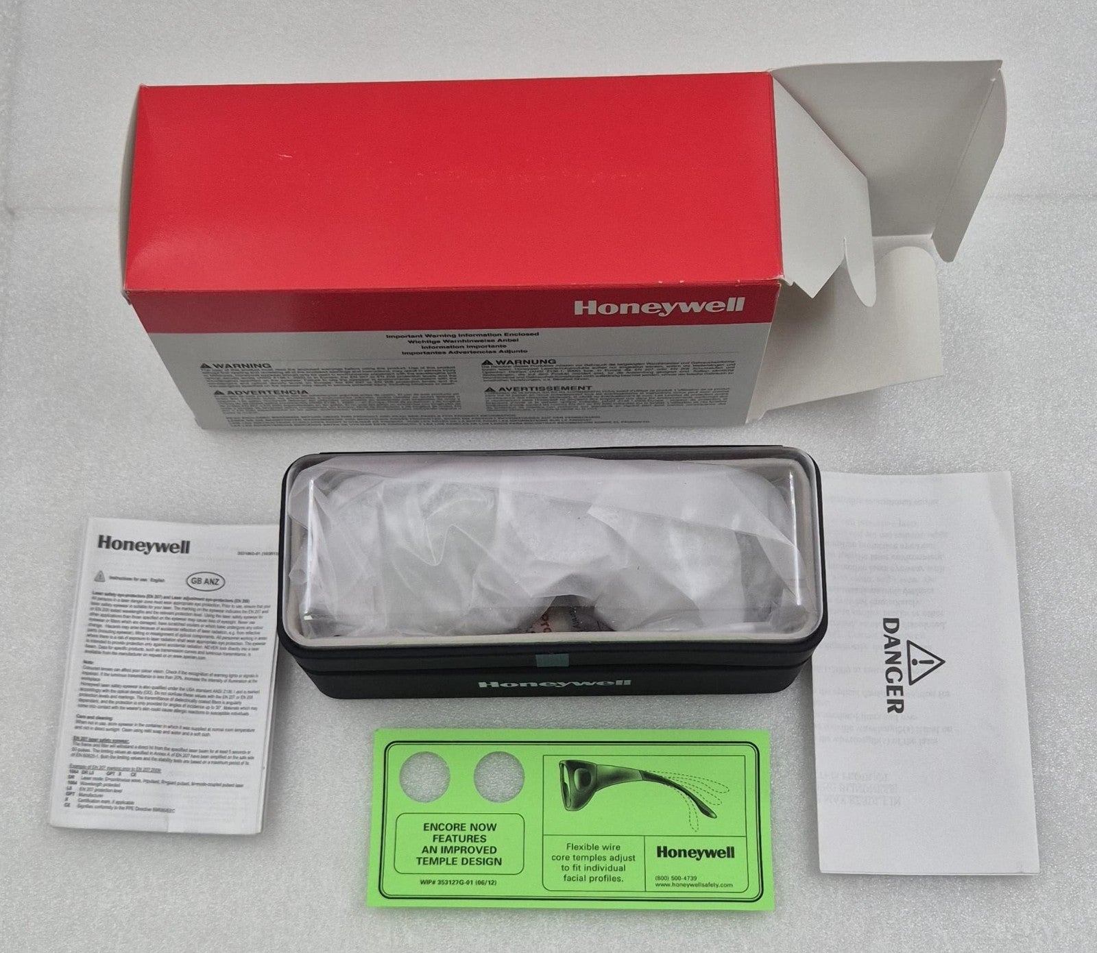 Honeywell 31-21162 YAG laser glasses full kit contents