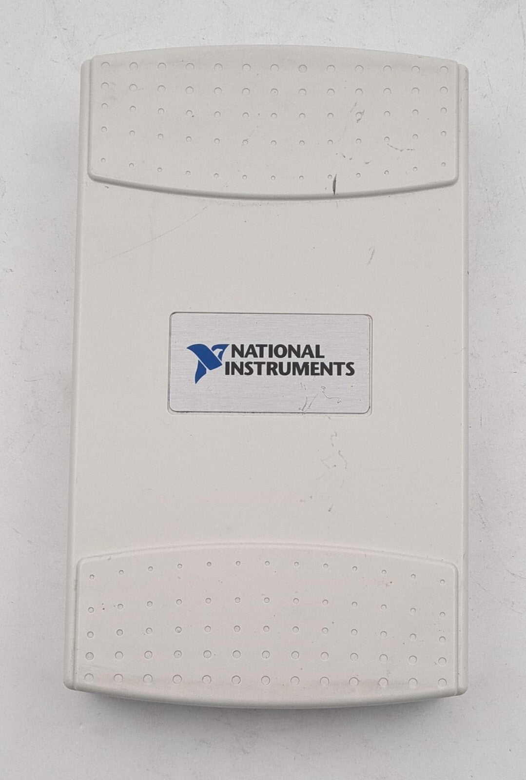 National Instruments NI USB-4065 196824D-01L digital multimeter module