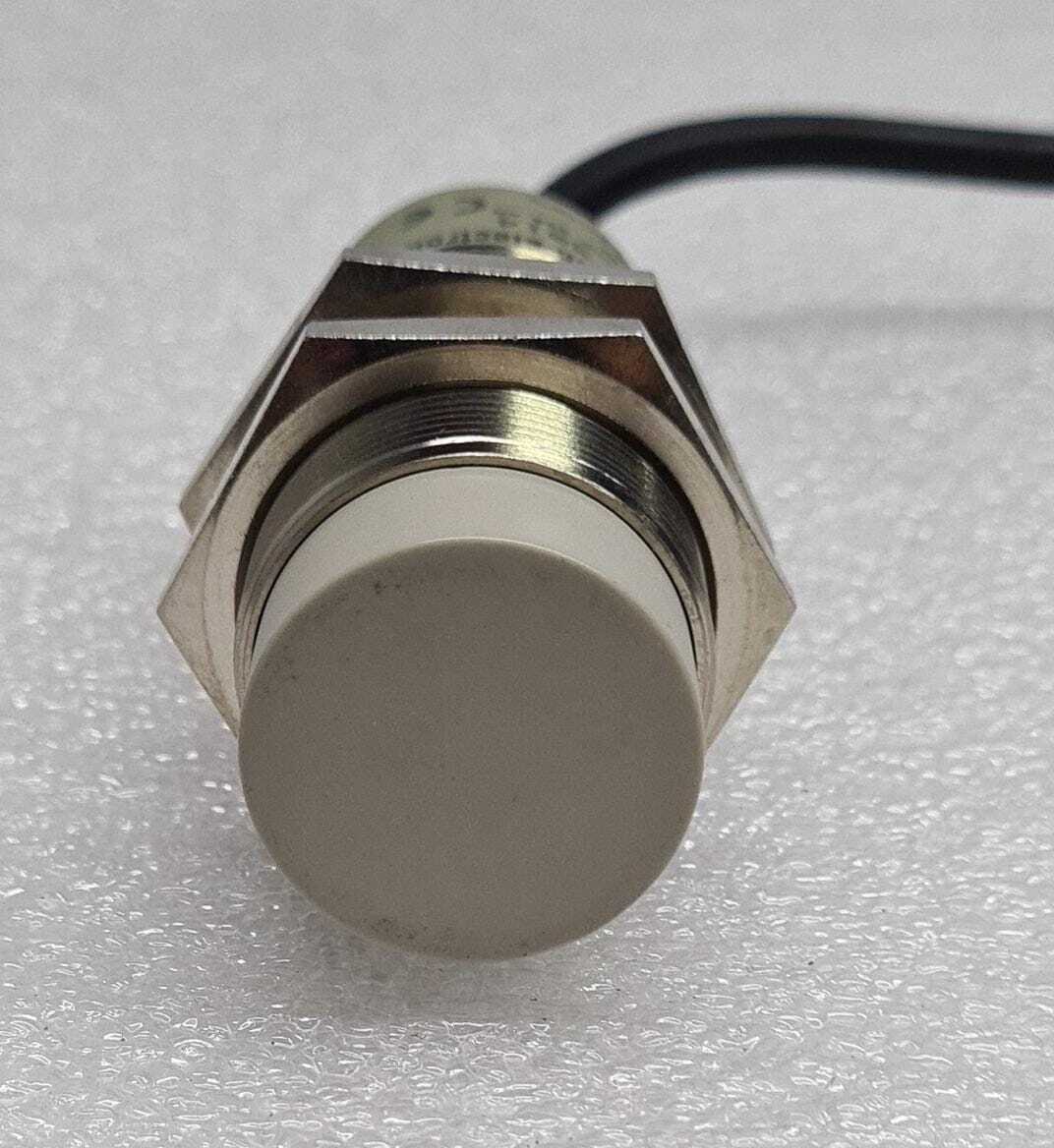 Schonbuch Electronic INCT 3014 INCT3014 Proximity Sensor 10-35 VDC 300mA