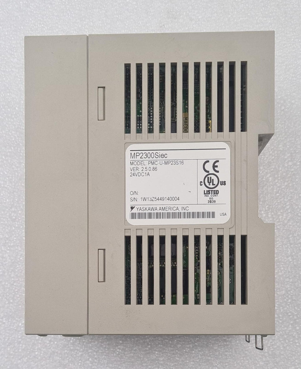 YASKAWA MP2300S MP2300Siec PMC-U-MP23S16 PLC Controller 24VDC
