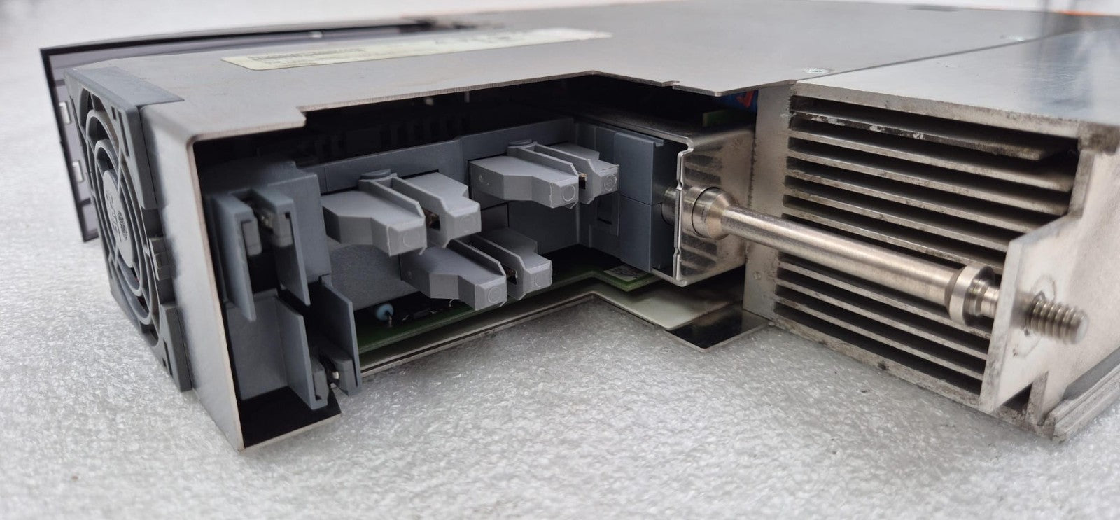 B&R Automation ACOPOS multi I0028D 8BVI0028HWD0.000-1 Inverter