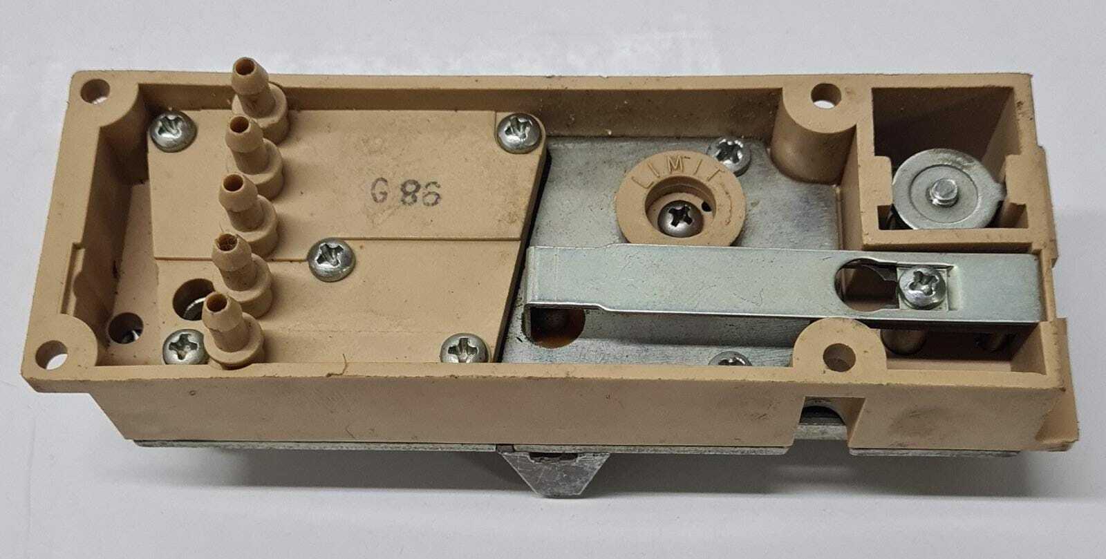 Invensys P541-RA Reverse Acting Receiver Controller 2341 [LOT OF 3]