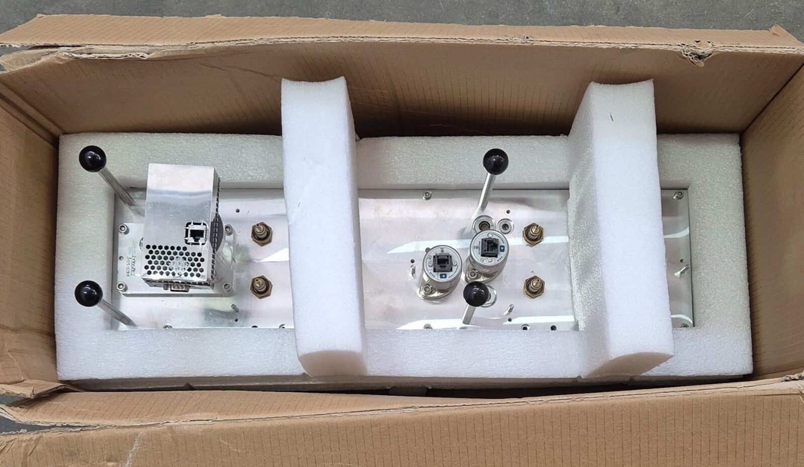 Waters 700011946 GC MS LID ASSEMBLY w/ MicroPirani Transducer 925-81080 *AS-IS*