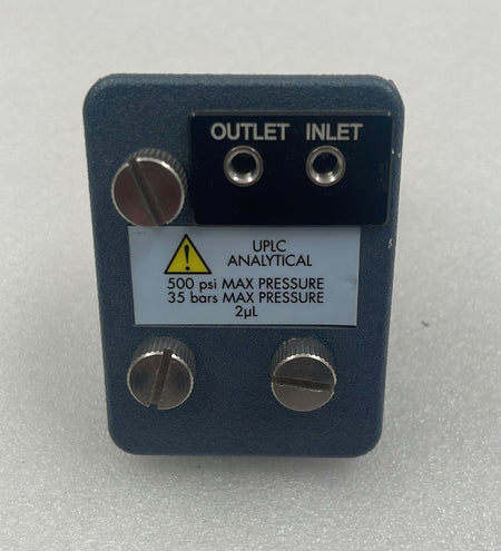 Waters flow cell inlet and outlet ports