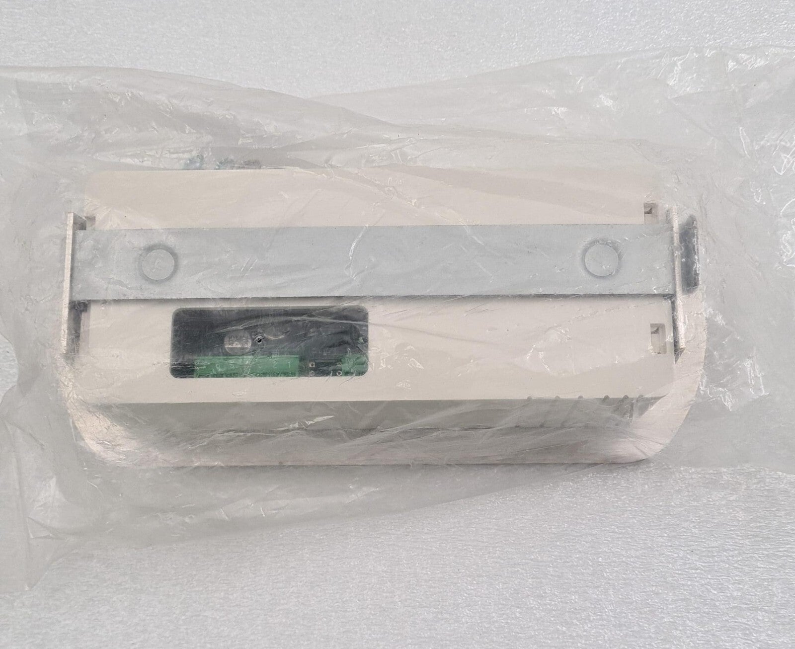 NEW SEALED - PHOENIX CONTROLS FHM430-ENG-RMT Fume Hood Monitor