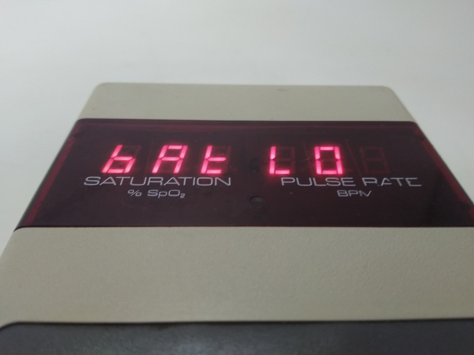 Palco Laboratories Model 340  Pulse Saturation Oximeter POX010-340