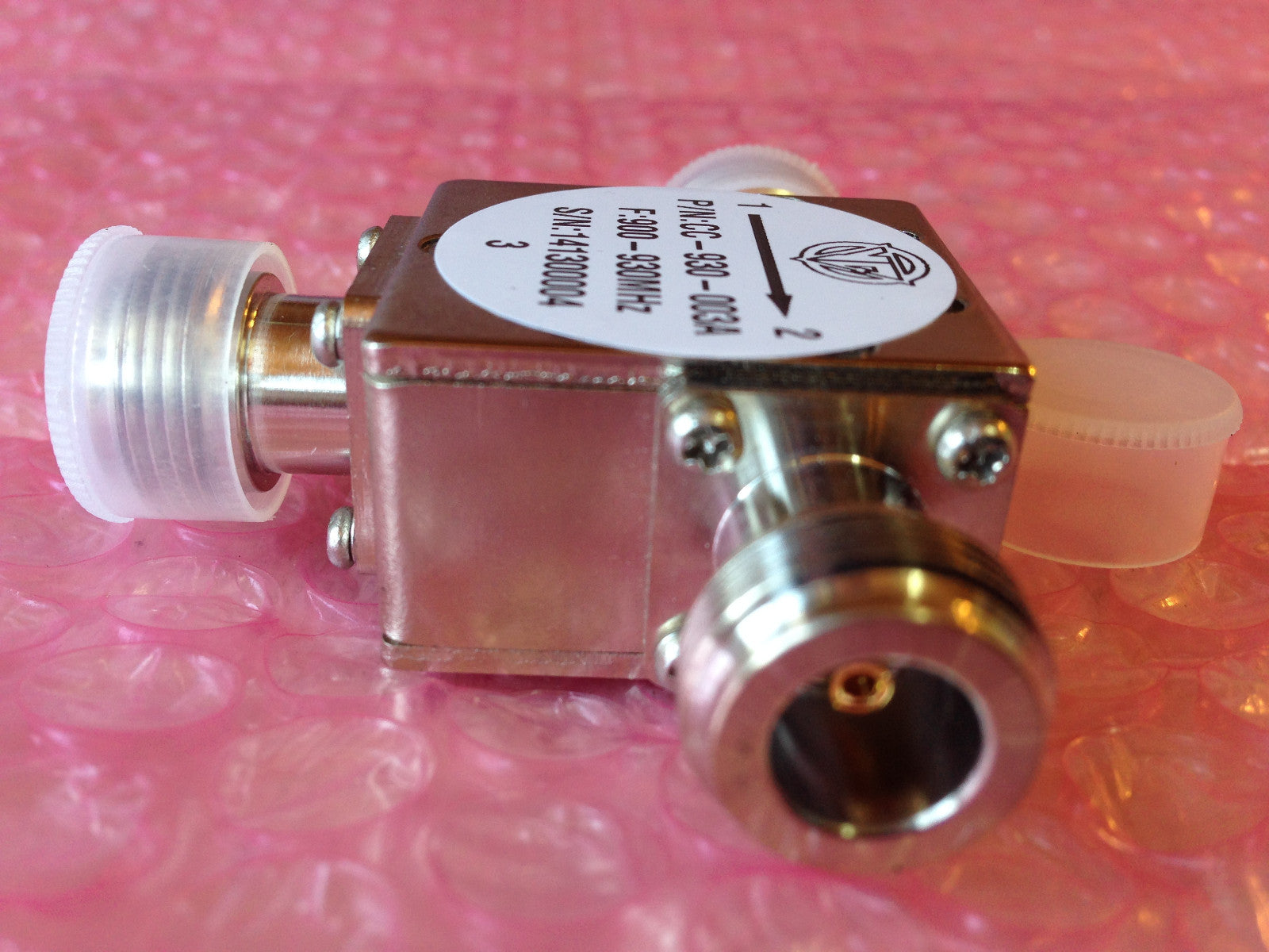 YG Isolator Pn Cc 930 003 A F 900 930 Mhz Sn 141300004