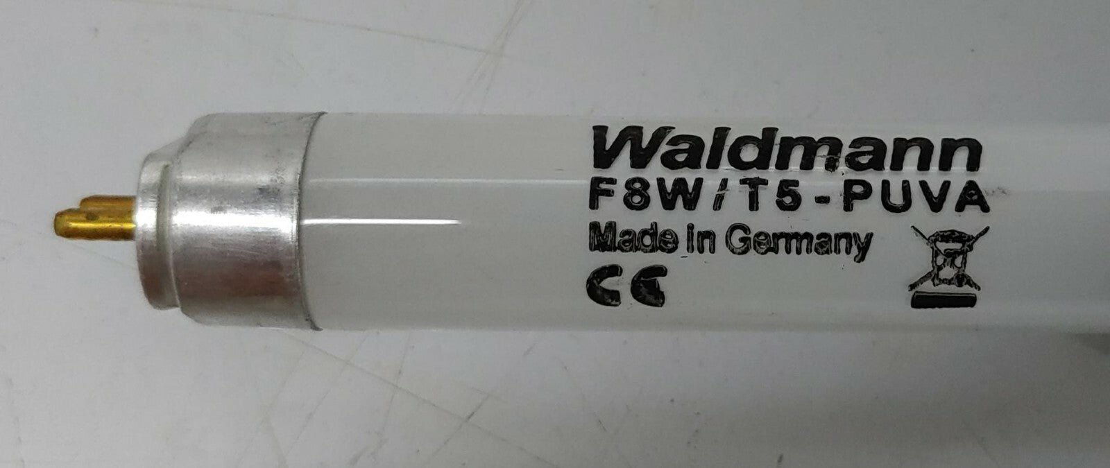 [LOT OF 8] WALDMANN Fluorescent F8W/T5-PUVA  64-451-408-530 MADE IN GERMANY