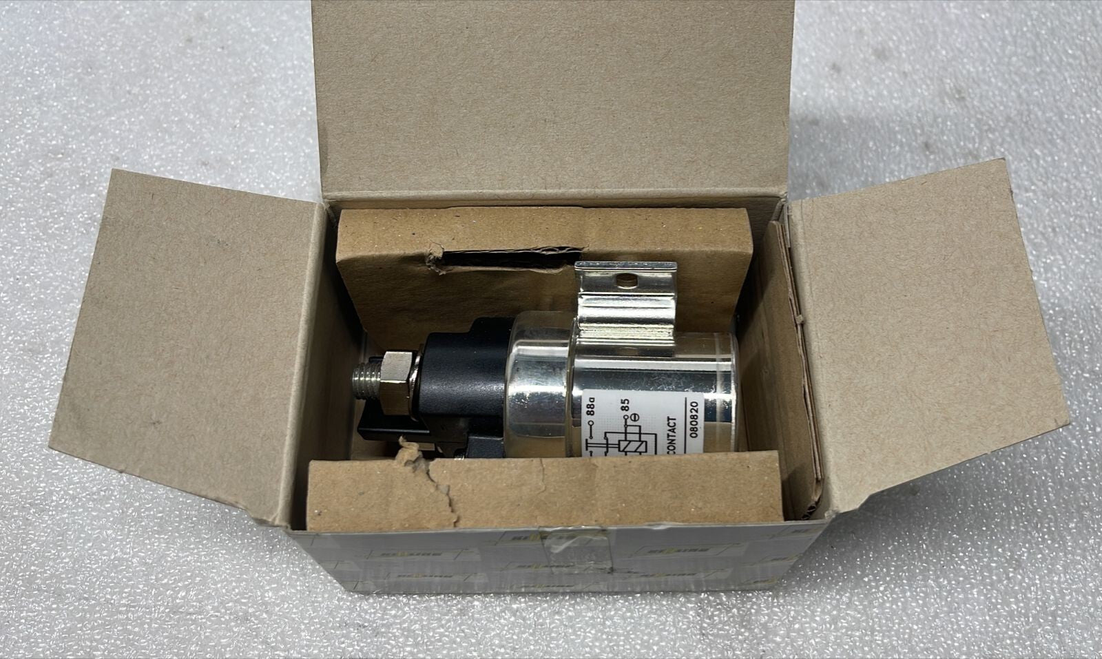 NEW - Diamond DA40 KISSLING RELAY / RELAIS 26.58.09 200A 24/28 VDC