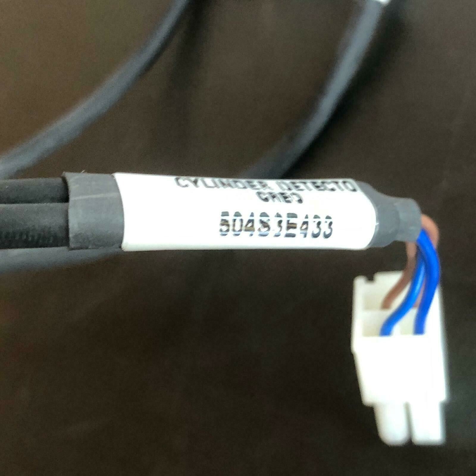 Creo Push Cylinder Detector Magnetic Sensor CHELIC CS-32B 20040715 504S3E433