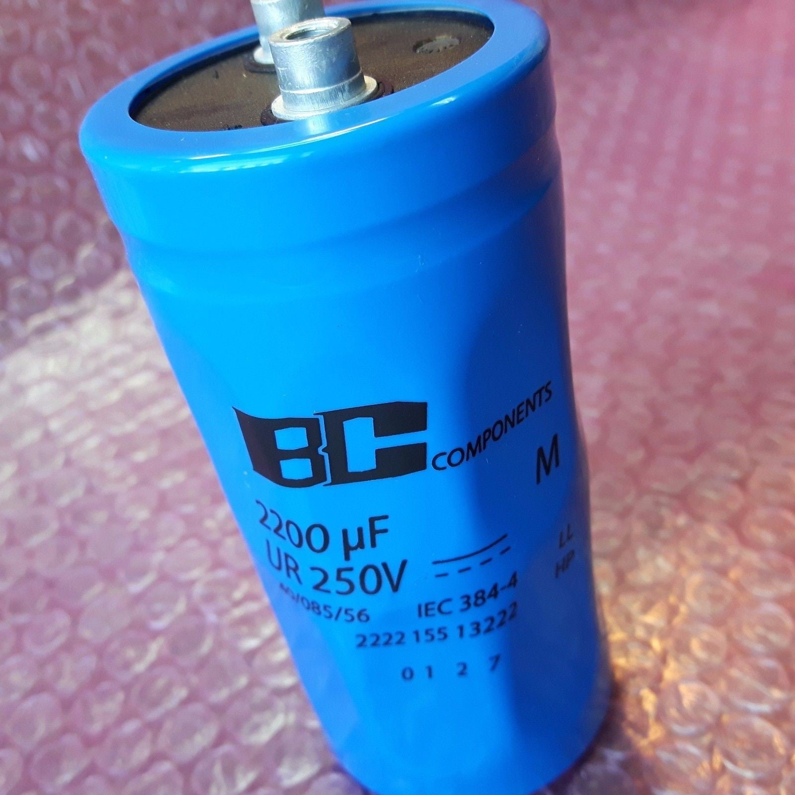 BC Components 2200 µF Ur 250 V Capacitor 2 screw terminals 2222 155 13222