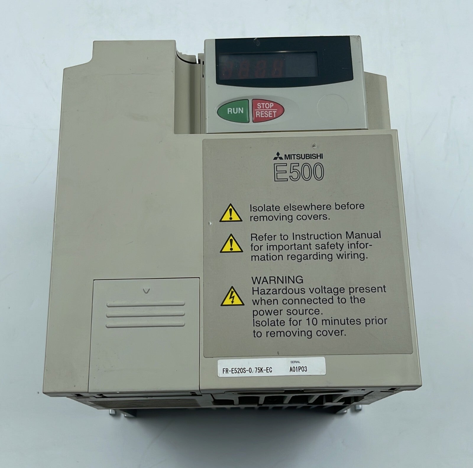 Mitsubishi Inverter E500 FR-E520S-0.75K-EC W/ FR-PA02-02 Control Panel
