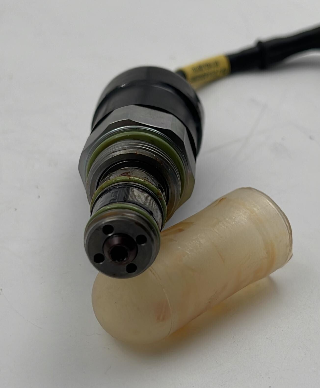 diamond aircraft 05-7212-E002801 Propventil Control Valve 28V