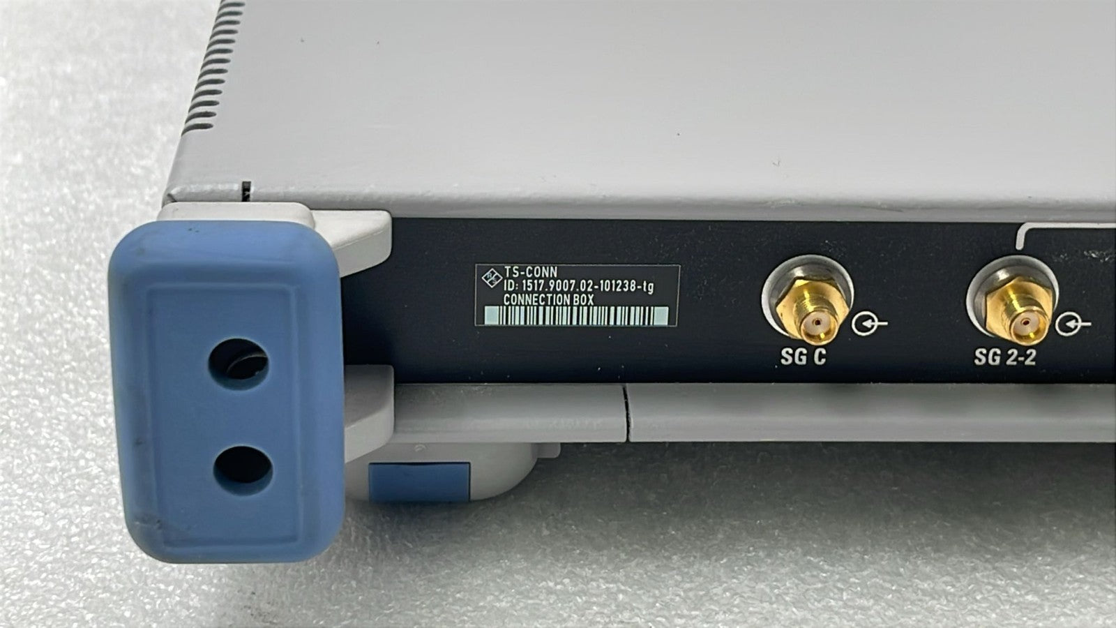 Rohde & Schwarz TS-CONN Connection Box 1517.9007.02