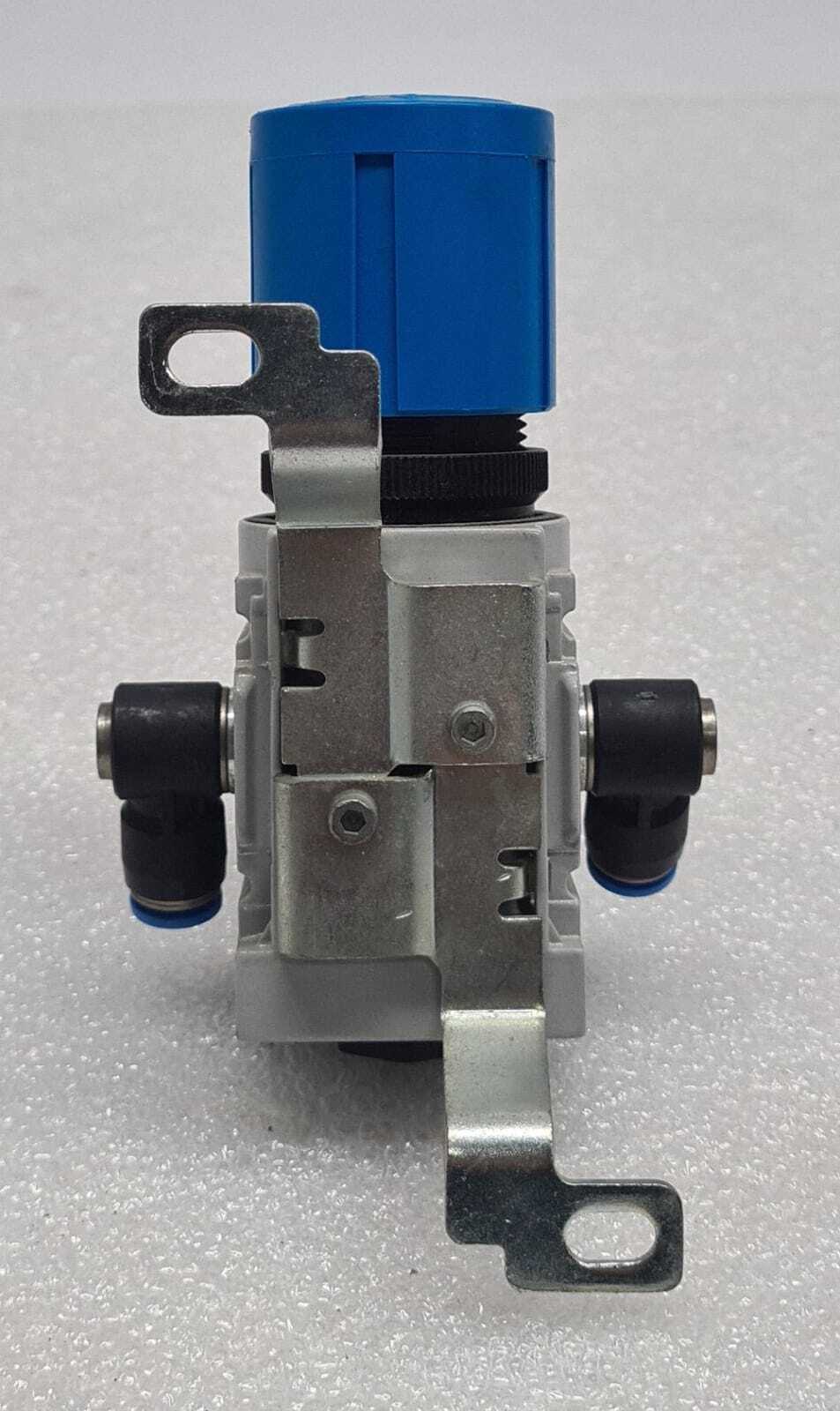 FESTO MS4-LR-1/8-D6-UL1 527690 F643 381 034 F6 Air Pressure Regulator W/ Bracket