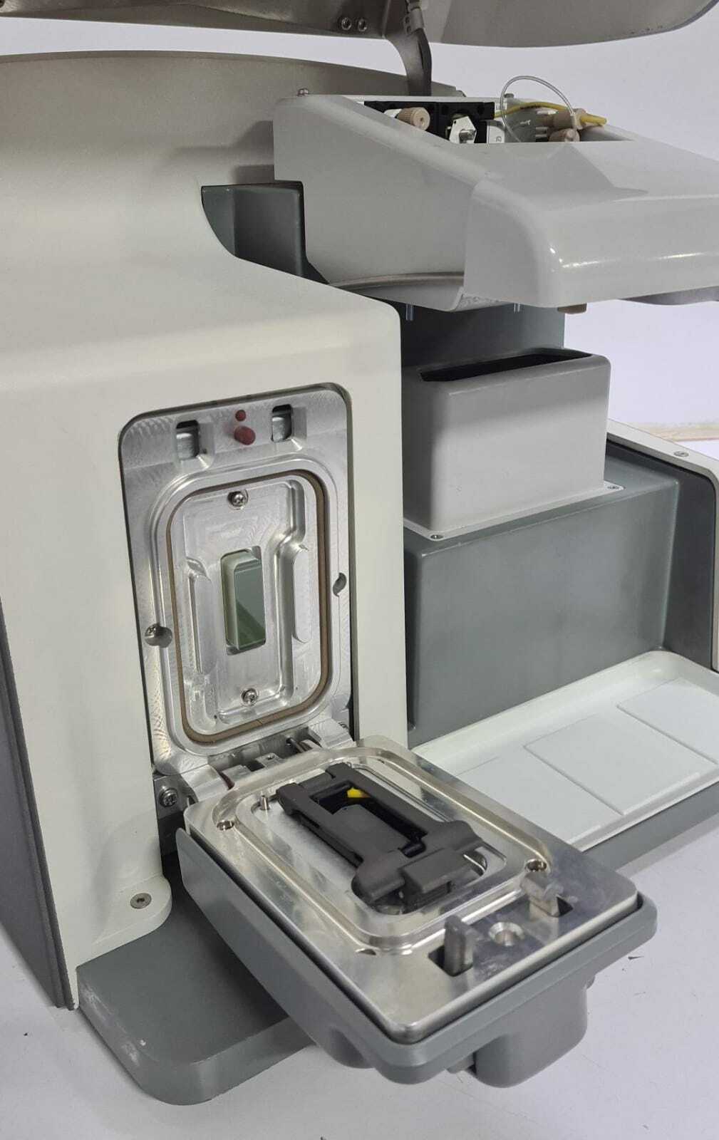 Roche GS Junior 454 Sequencing Unit 05 526 337 001 DNA Genome Sequencer