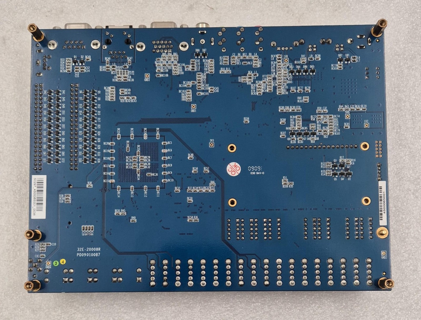 ALTERA DE2 FPGA Development Board SDRAM 8MB SRAM 512KB Motherboard