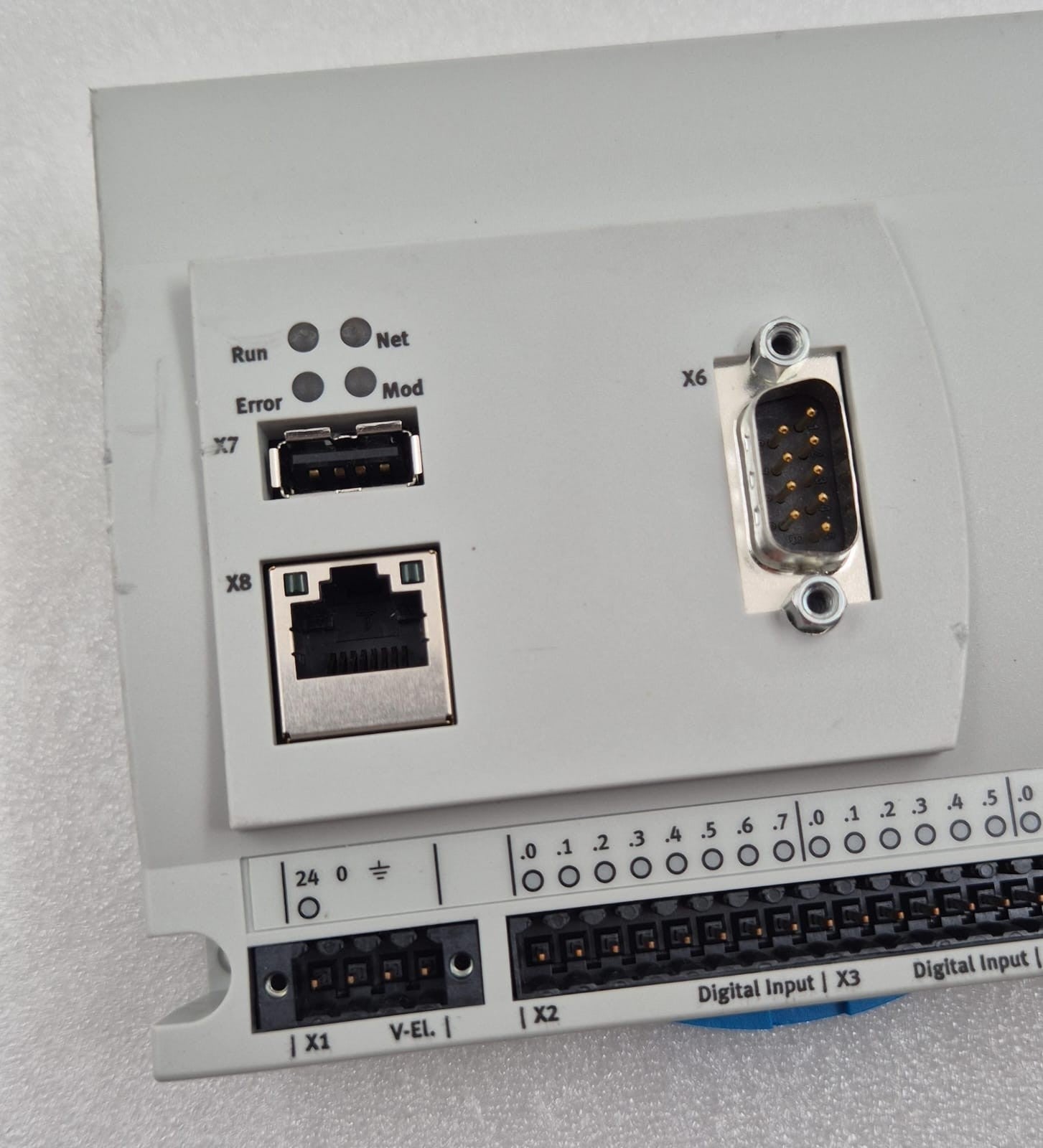 FESTO CECC-D 574415 L113 Programmable Controller