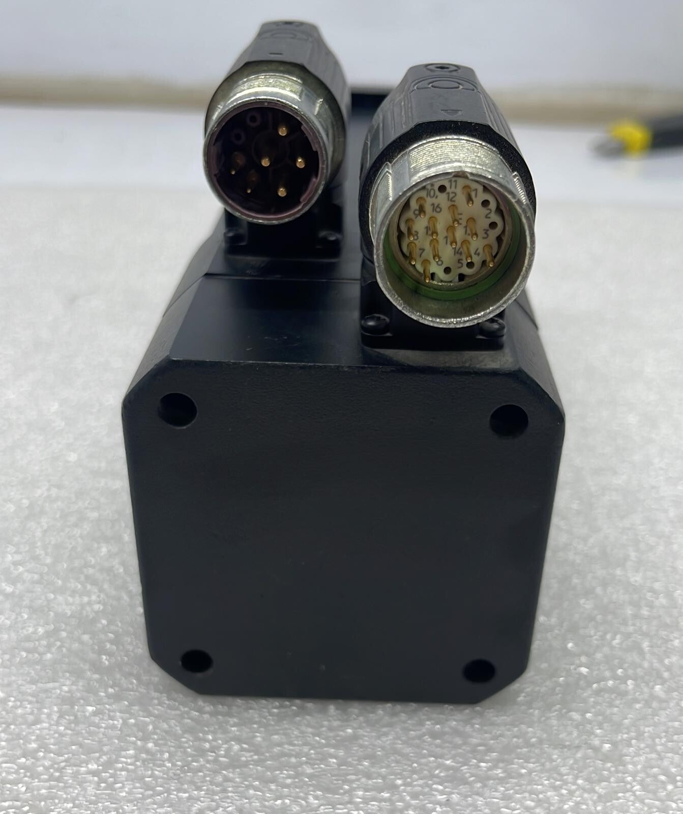 B&R Automation Servo Motor 8LSA35.E2060D000-0