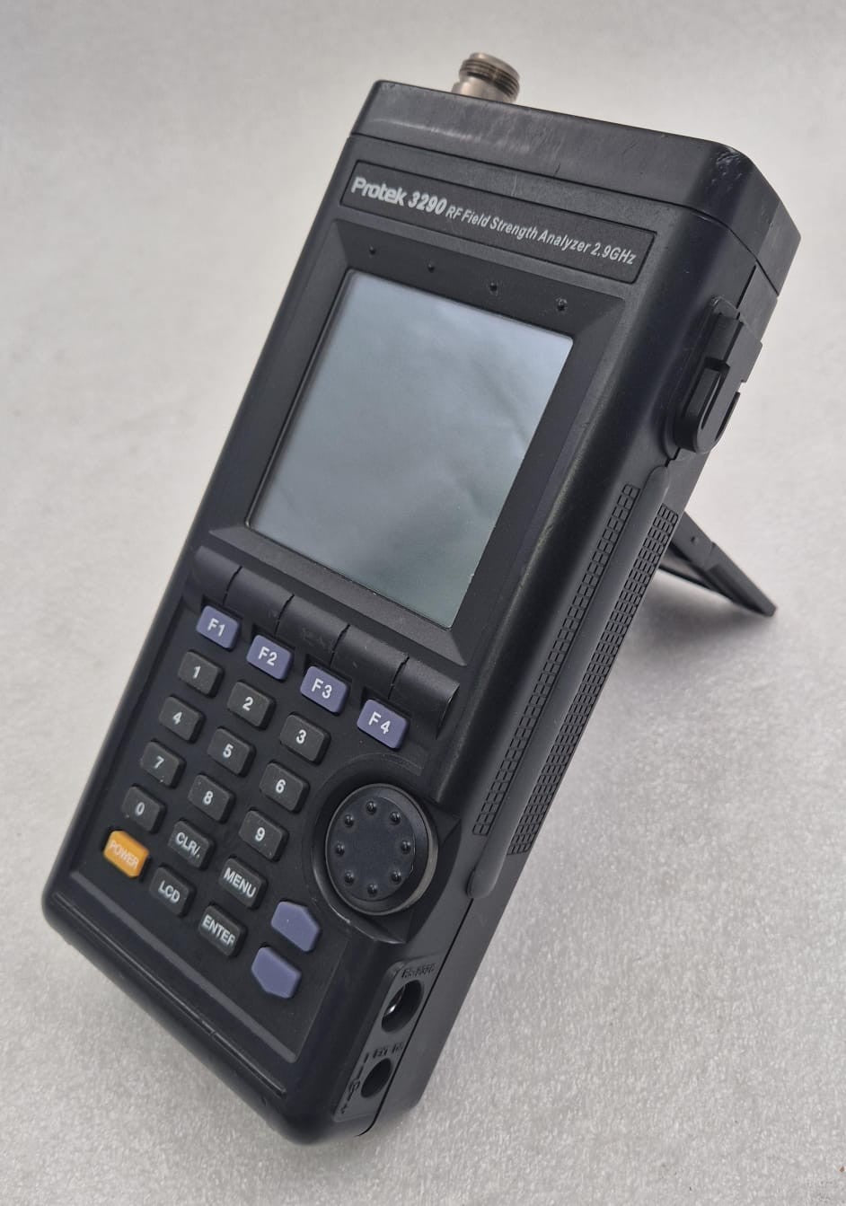 Protek 3290 RF Field Signal Strength Analyzer 2.9GHz Hand-Held Device