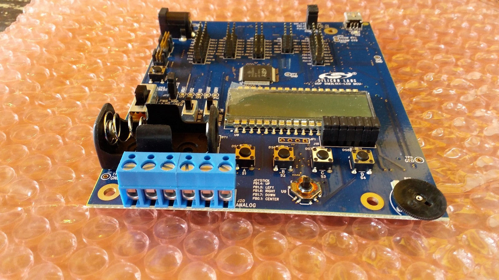 Silicon Labs UDP SIM3L1XX LCD MCU 102 Development Kit Mother Board Only