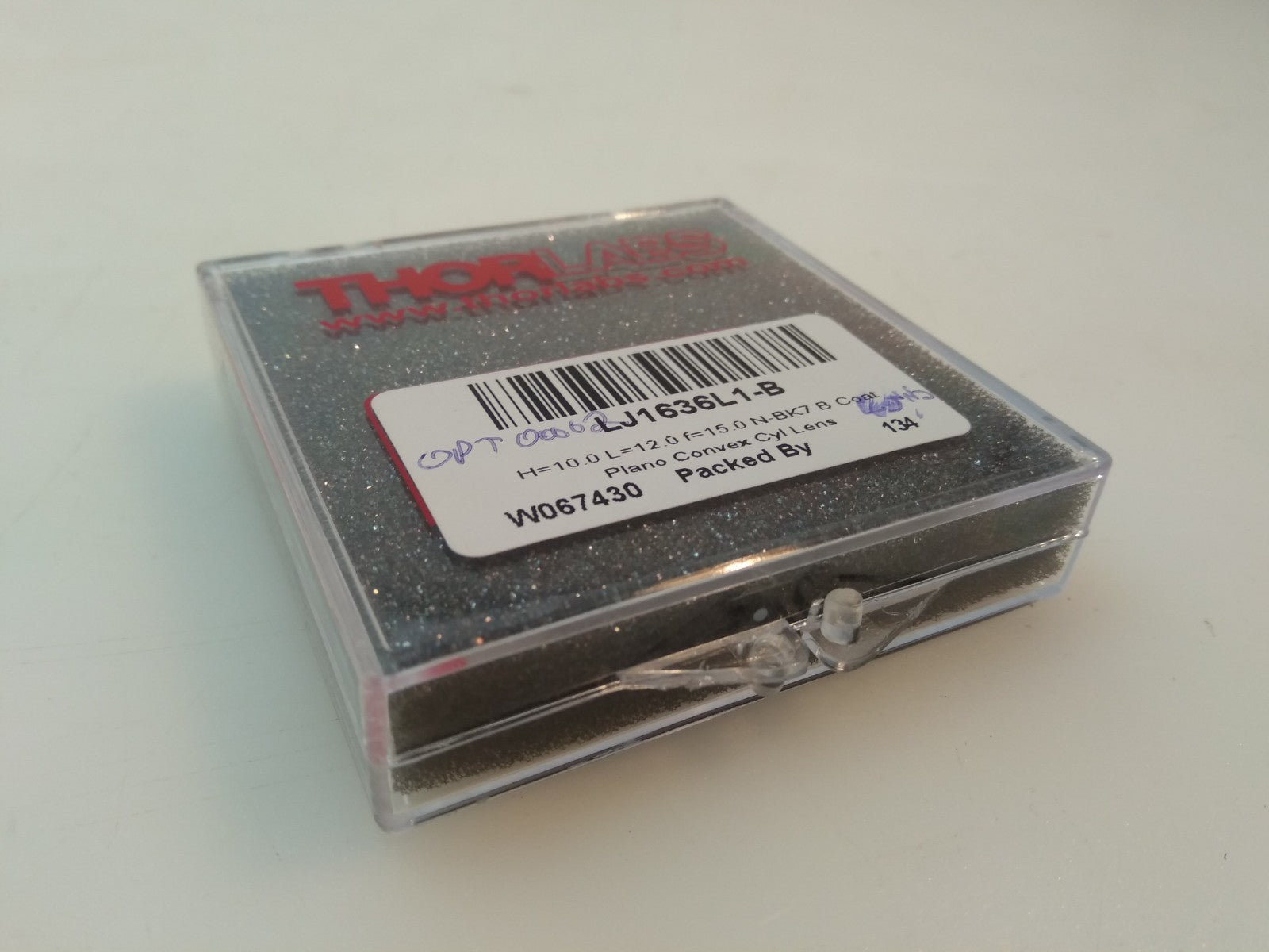 Thorlabs LJ1636L1-B Plano Convex Cylindrical Lenses N Bk7 Ar Coating 650 1050 nm