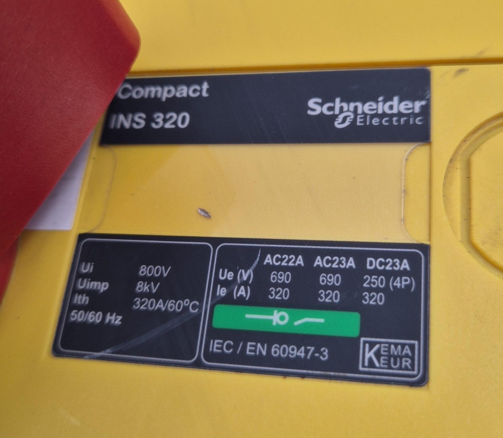 Schneider Electric Compact INS 320 31129 3P 800V 320A Load Break Switch