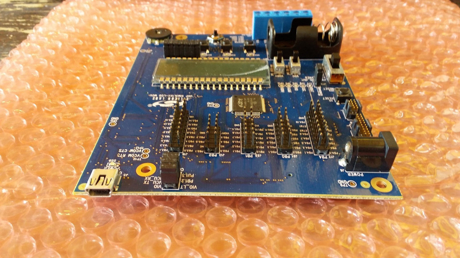 Silicon Labs UDP SIM3L1XX LCD MCU 102 Development Kit Mother Board Only