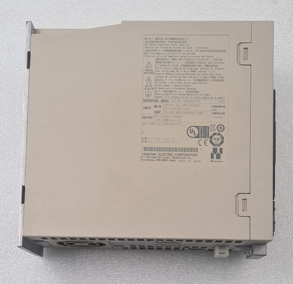 YASKAWA SERVOPACK SGD7W-1R6A20A 700 Servo Driver 200V