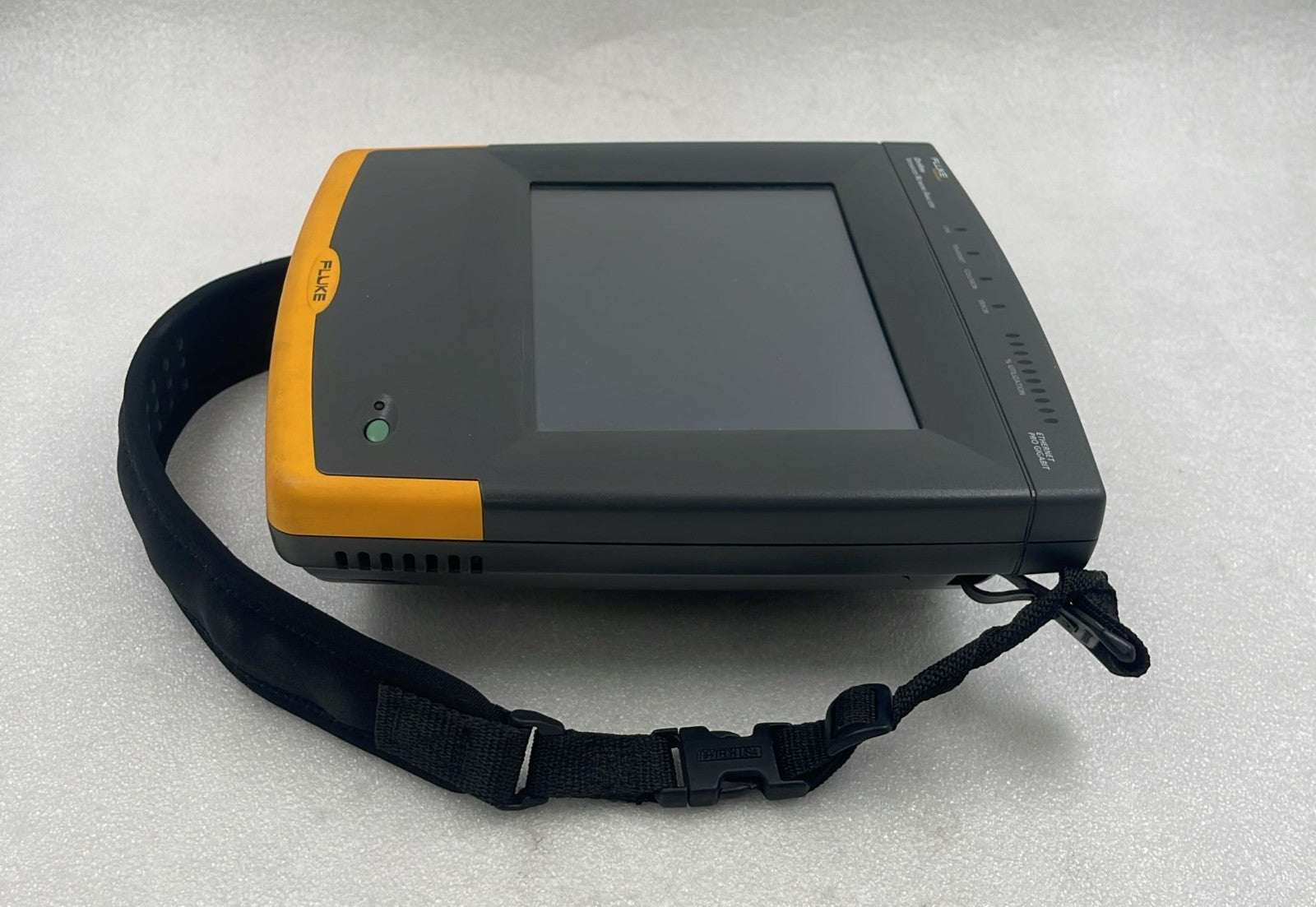 Fluke OptiView network analyzer front angled view