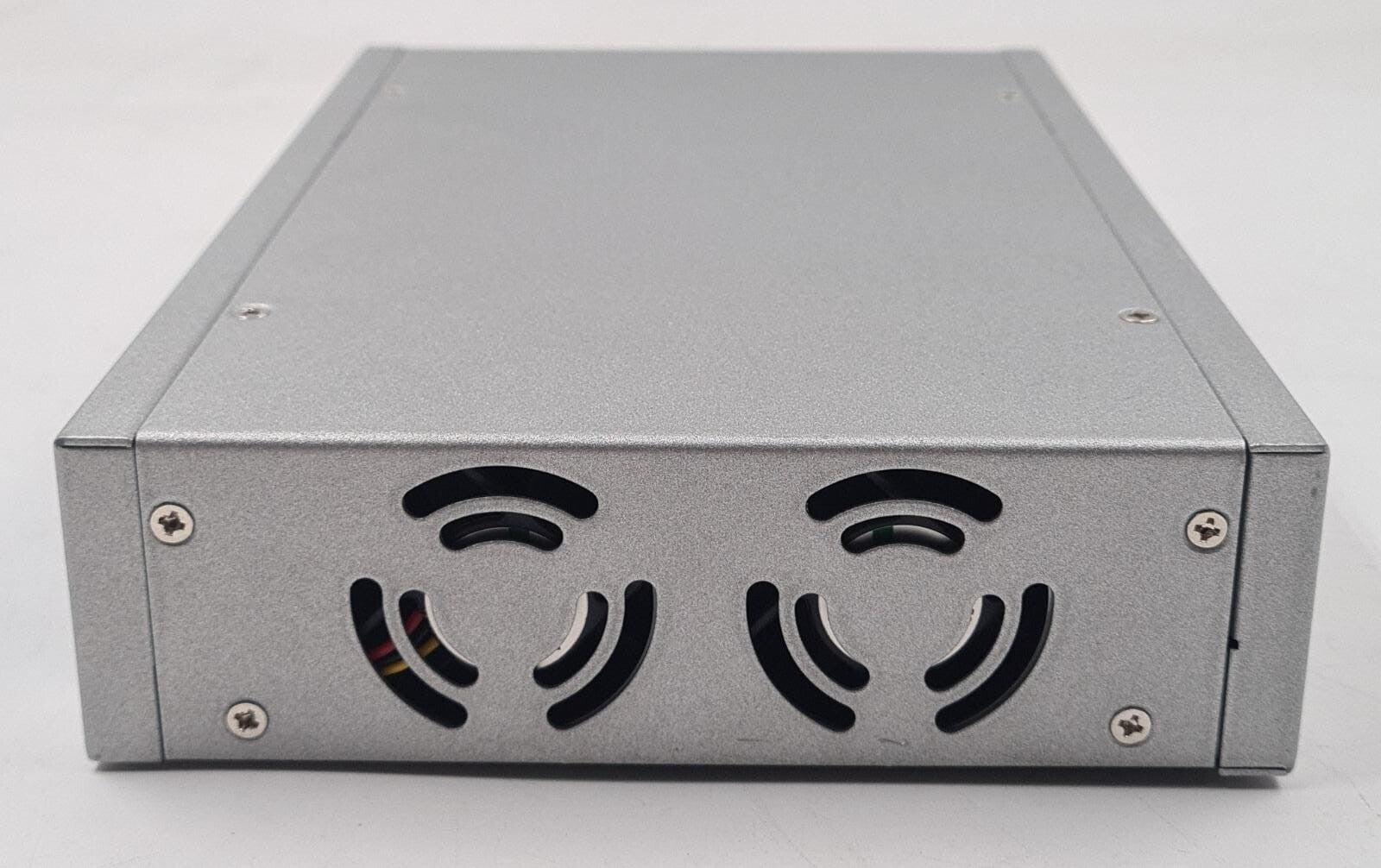 AXIOMTEK SX-50 Server Xpress NA-813-D4GI-RC 4 LAN ports 2 USB Network Appliance