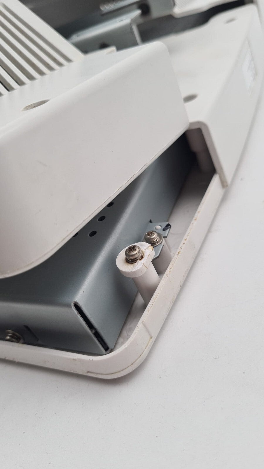 Hitachi ALOKA ProSound F31 LCD Medical Monitor IPF-1509 Screen Display 15" AS-IS