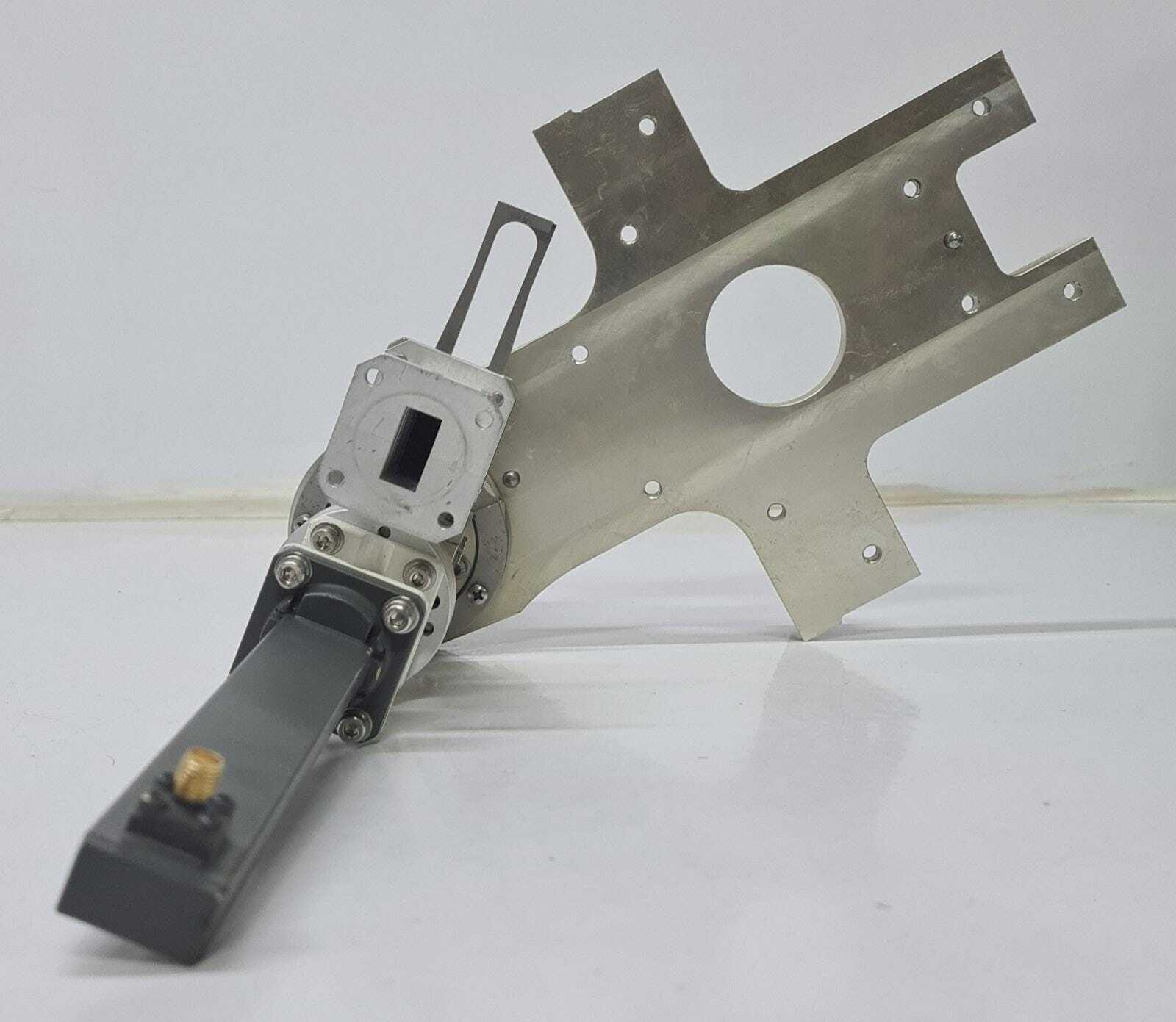 ERA 51-ST-12852 ANT0152 RF-FILT-0013-SUB Vertex 50478-06-24 110344-11 AMPLIFIER