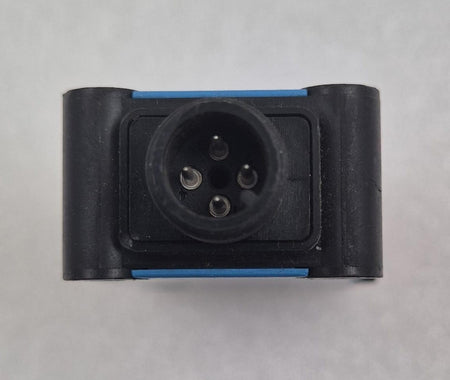 SICK WT14-2P432S18 photoelectric sensor connector port view