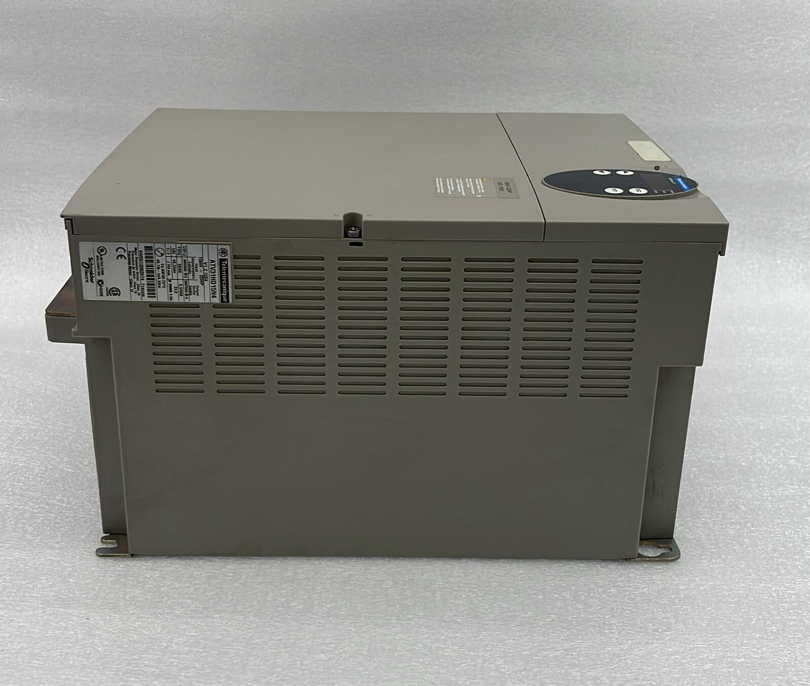 Schneider Telemecanique Altivar 31 ATV31HD15N4 V1.2 IE03 15kW 20HP Drive