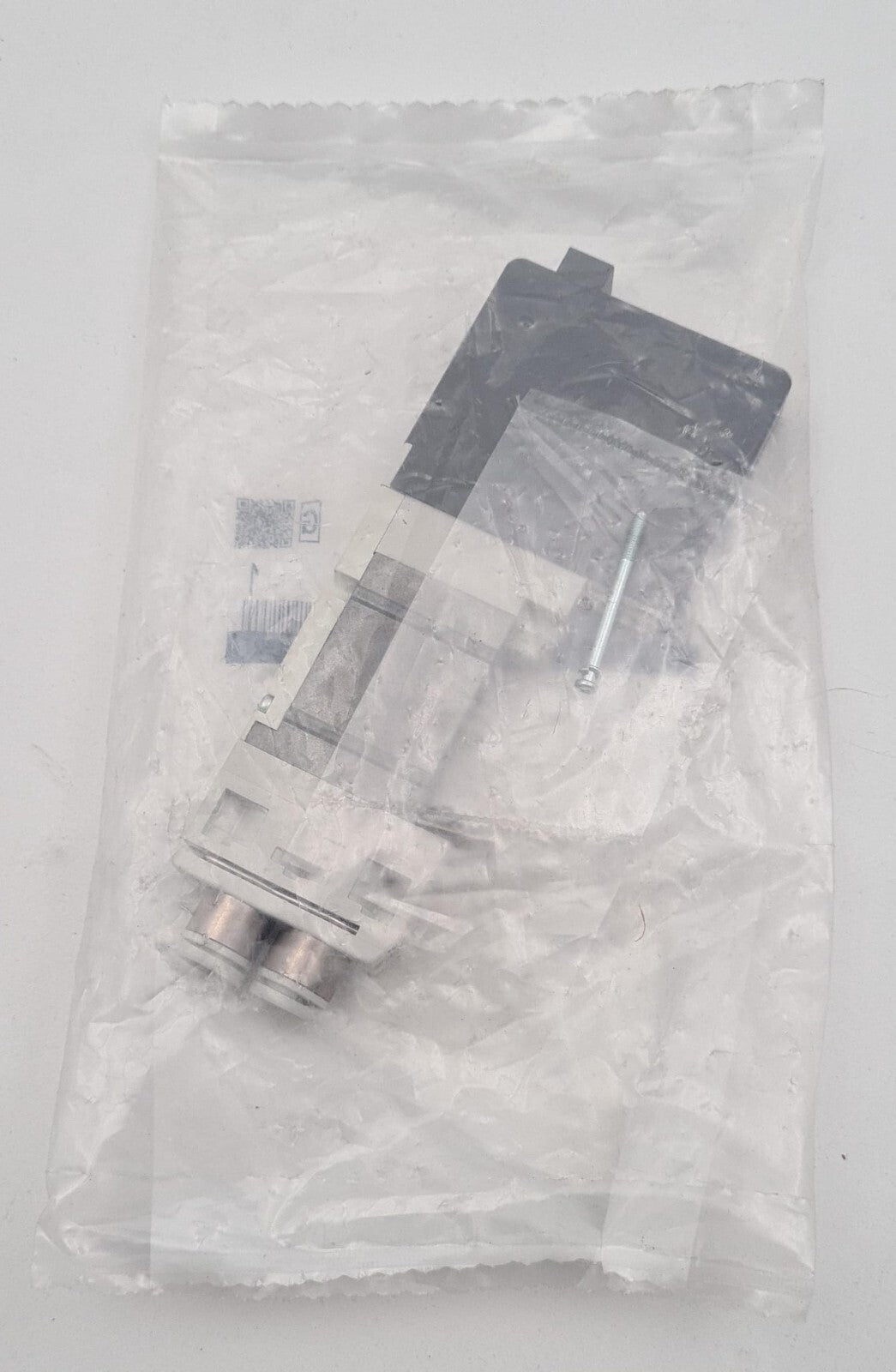 NEW - SMC SQ1A41-5LO1-C6-Q Pneumatic Valve / SQ1A41-5L01-C6-Q