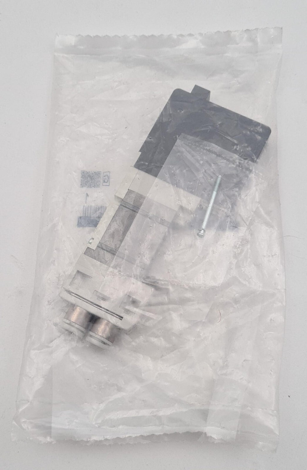 NEW - SMC SQ1A41-5LO1-C6-Q Pneumatic Valve / SQ1A41-5L01-C6-Q