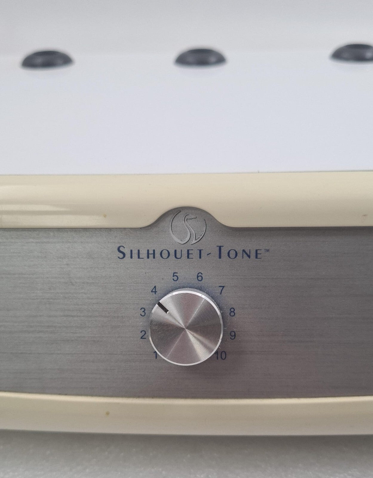 SILHOUET-TONE Cirrus Ultraderm High Frequency Facial Machine 230V W/ Applicator
