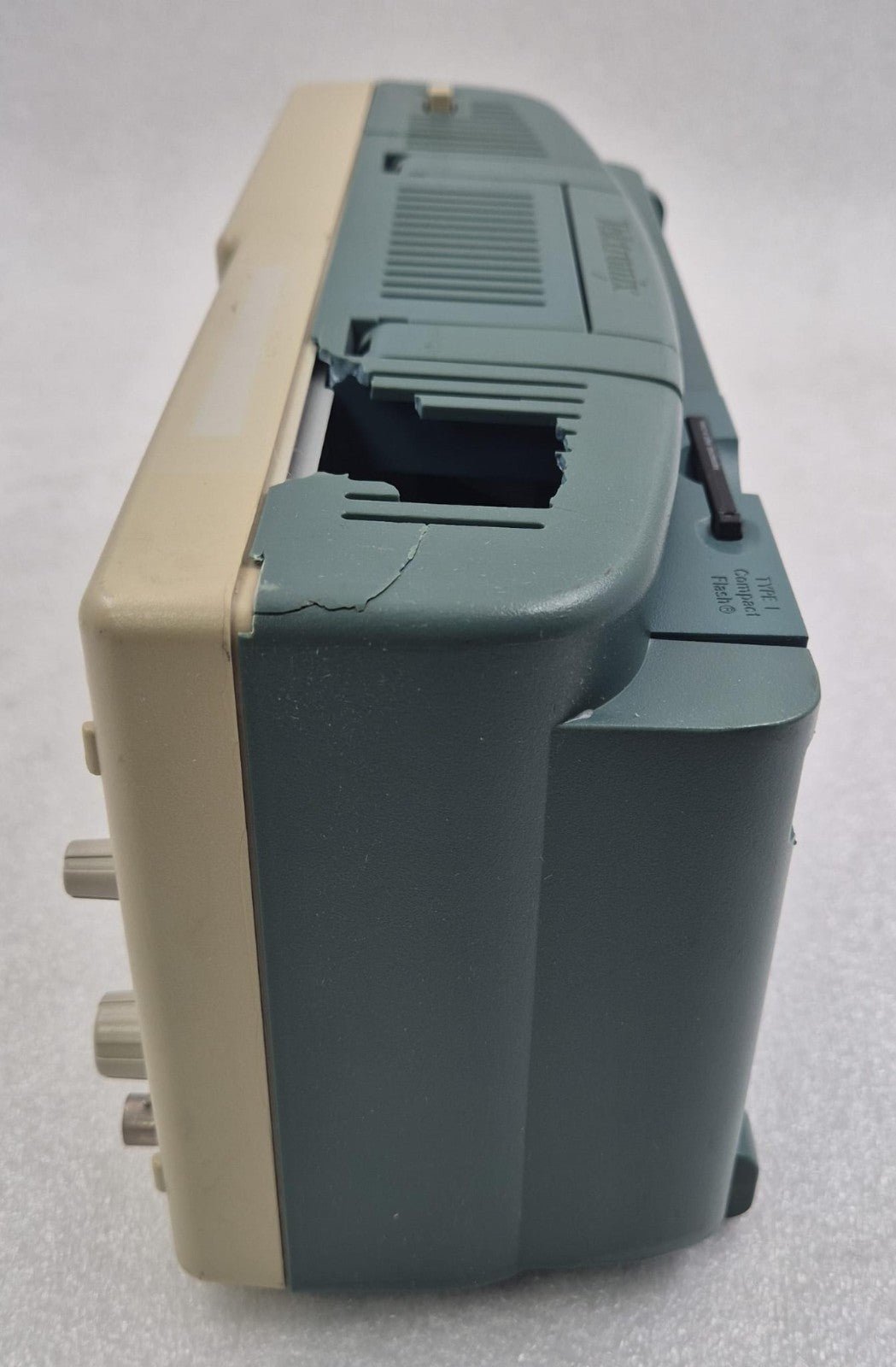 Tektronix TDS2024 Four Channel Digital Storage Oscilloscope 200MHZ 2GS/s *AS-IS*