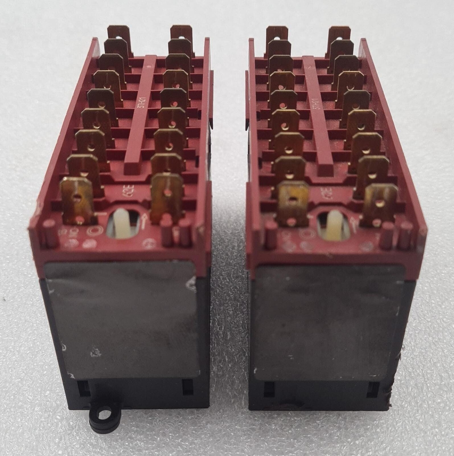 [LOT 3] SIEMENS 3TH2162-7AP0 62E 3TH21 6NO+2NC Control Relay 4A 230V 18-pins