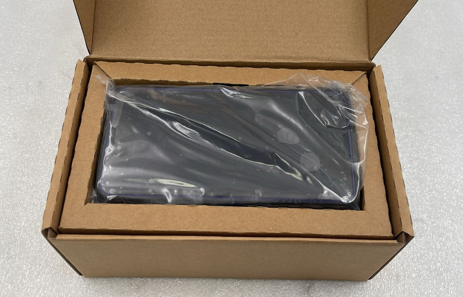 iEi MODAT-532 mobile data controller kit inside box