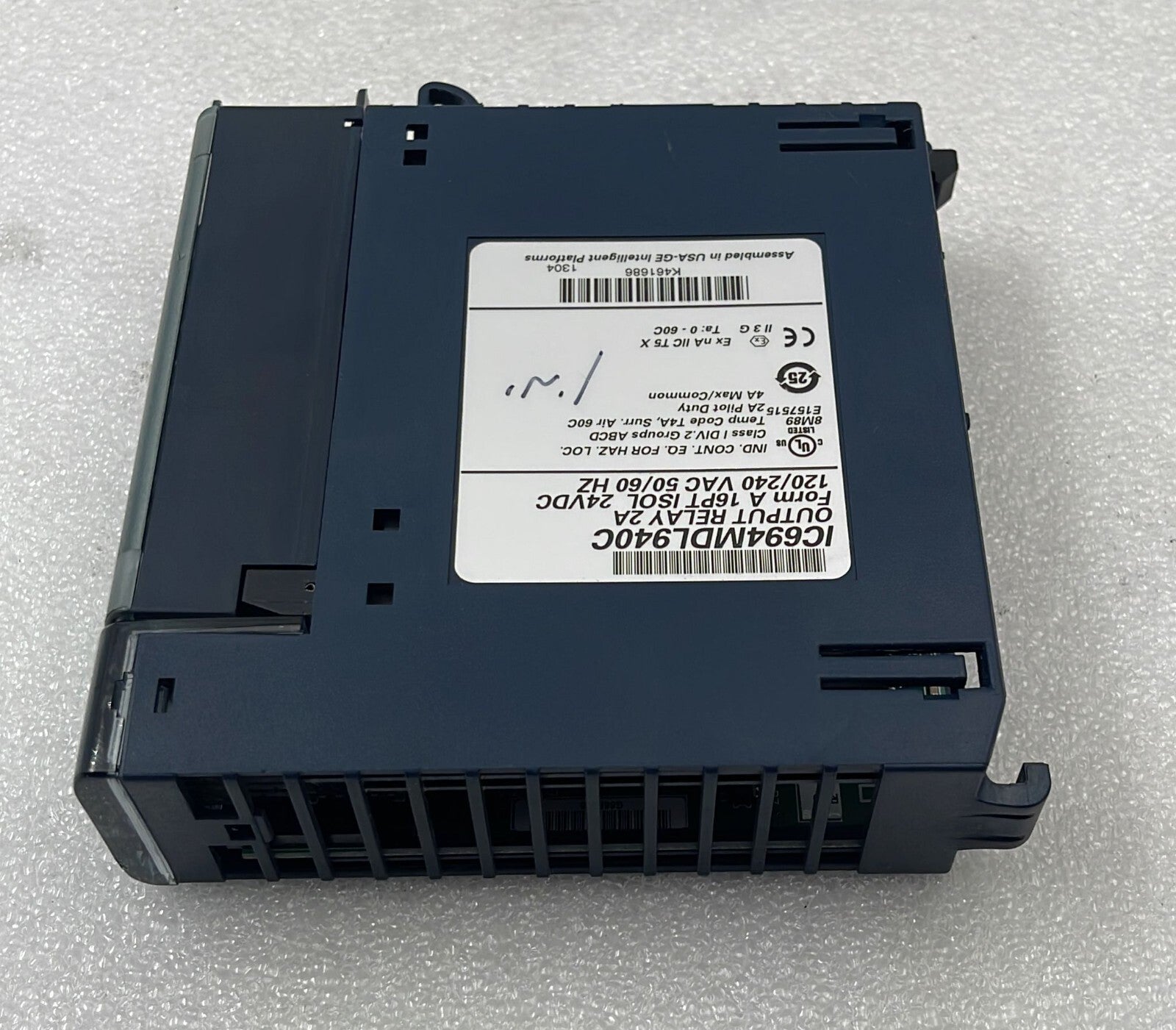 GE Fanuc IC694MDL940C Output Relay 2A From A 16PT ISOL 24VDC 120/240 VAC 50/60Hz