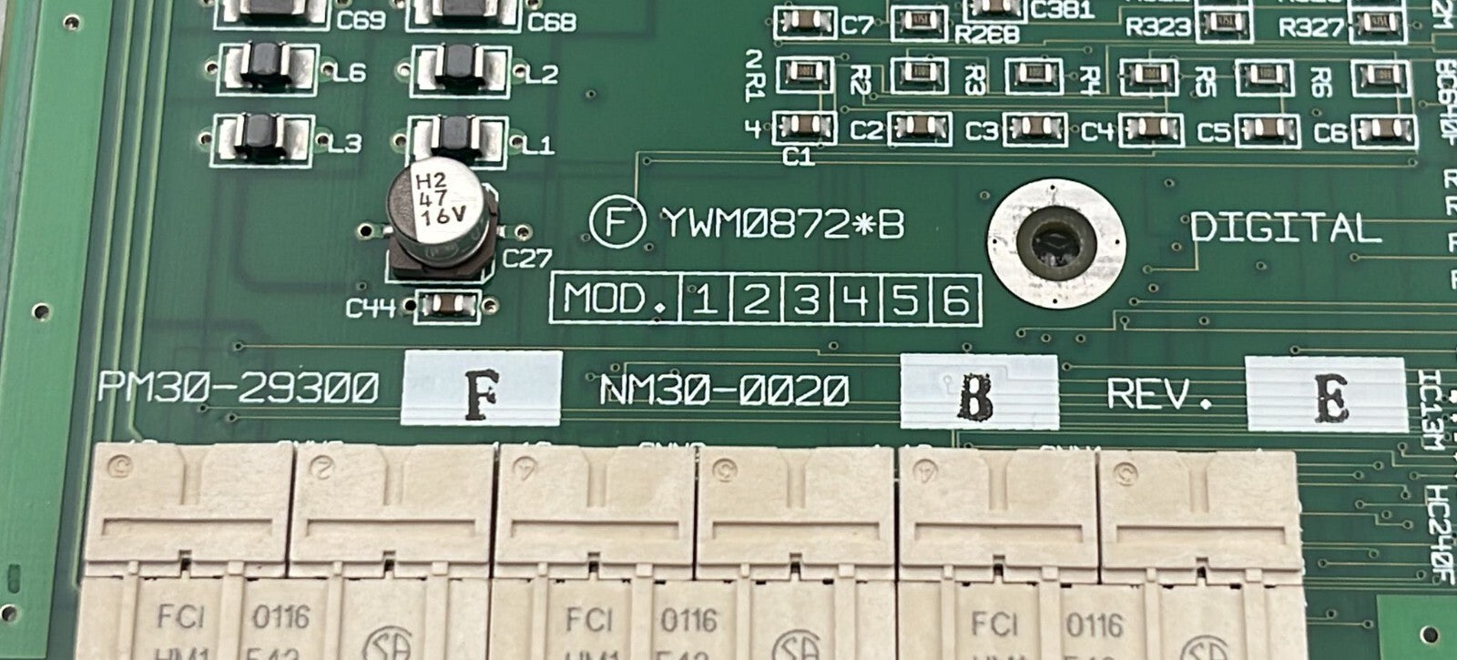 Toshiba Just Vision 400 Motherboard YWM0872*B YWM0872