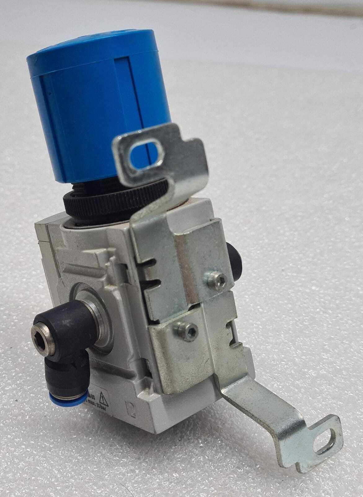 FESTO MS4-LR-1/8-D6-UL1 527690 F643 381 034 F6 Air Pressure Regulator W/ Bracket