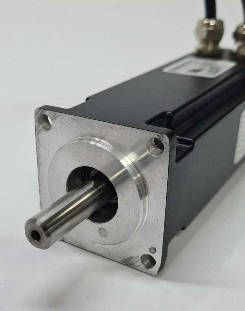 Kollmorgen 3 PM SERVOMOTOR AKM13C-ANSNS-02 Servo Motor 8000 rpm