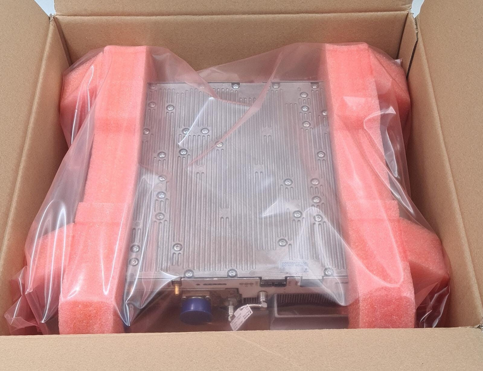 NEW - Ericsson Transceiver RUS Radio Unit KRC 118 75/1 R2C
